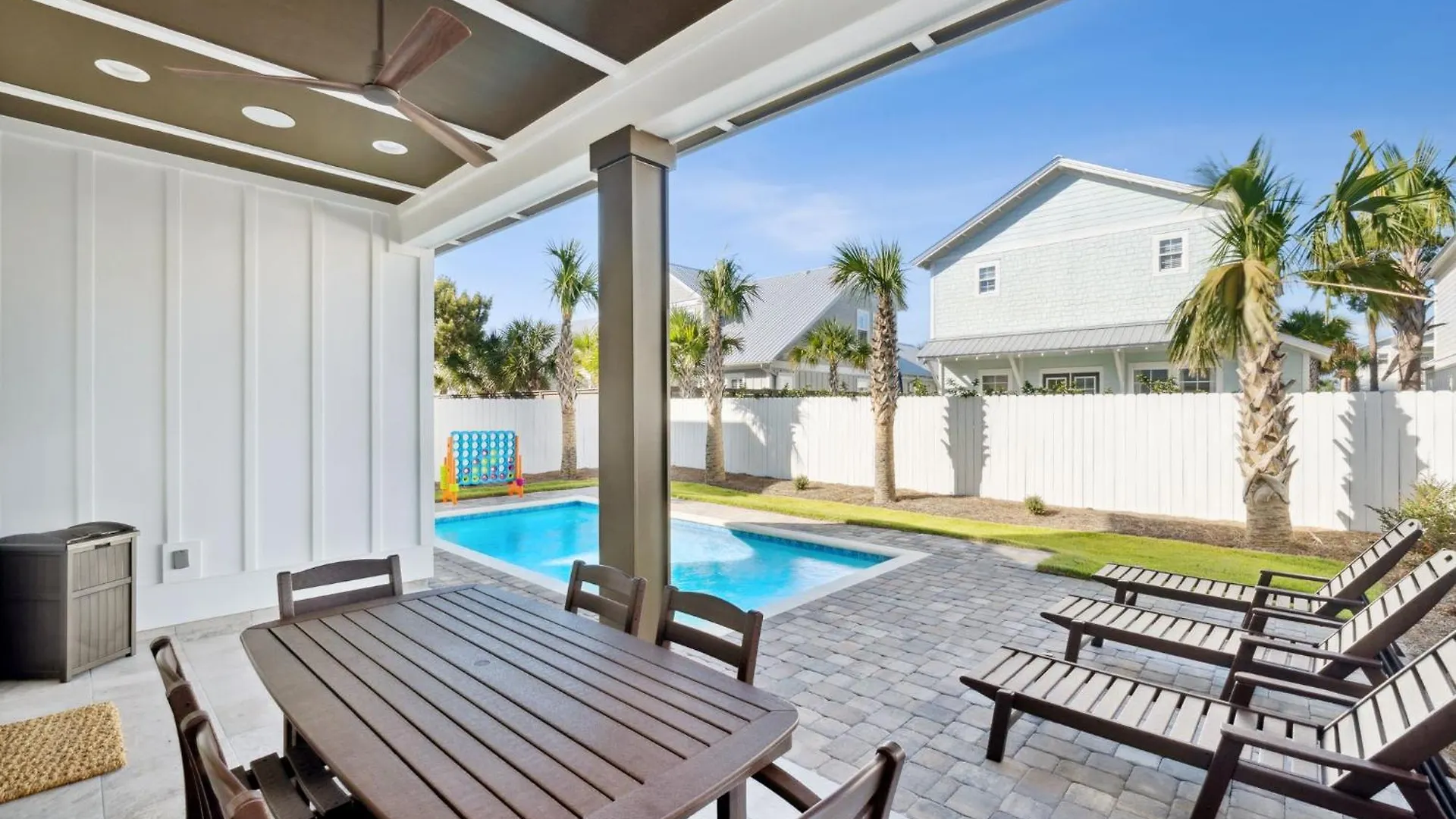 A Little Nauti With Pool And Gated Neighborhood USA